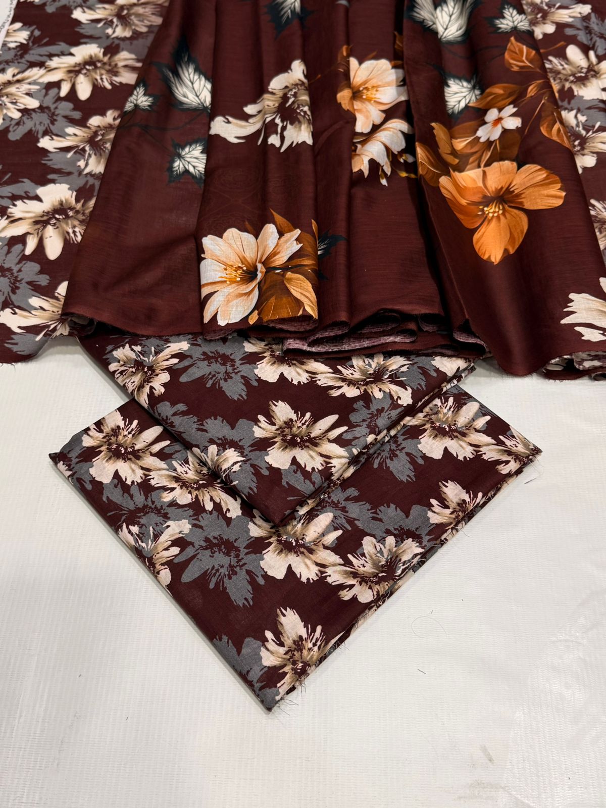 Sapphire 3 Piece Airjet Unstitched Lawn