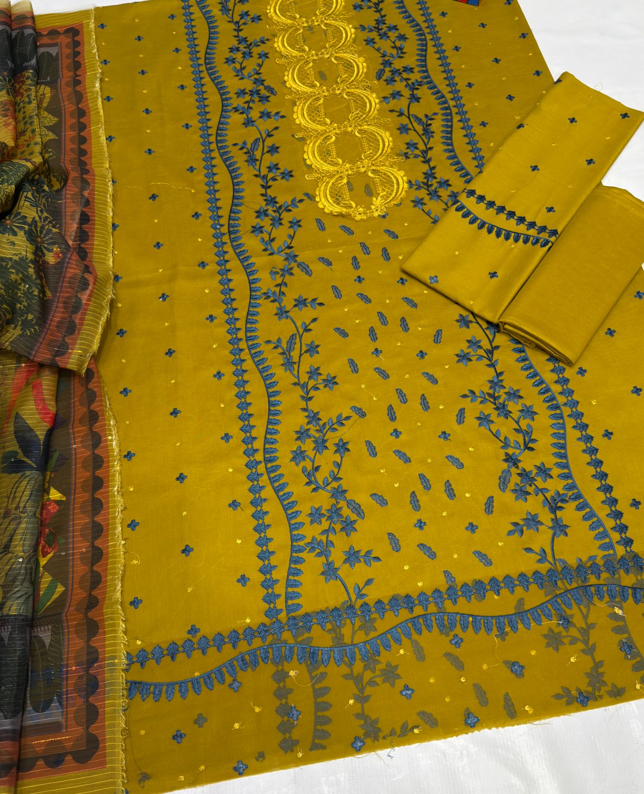 Sobia Nazir 3 Piece Airjet Lawn 90/70