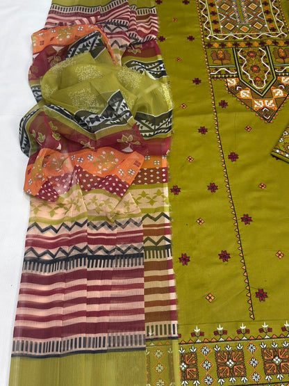 Sapphire 3 Piece Unstitched Lawn