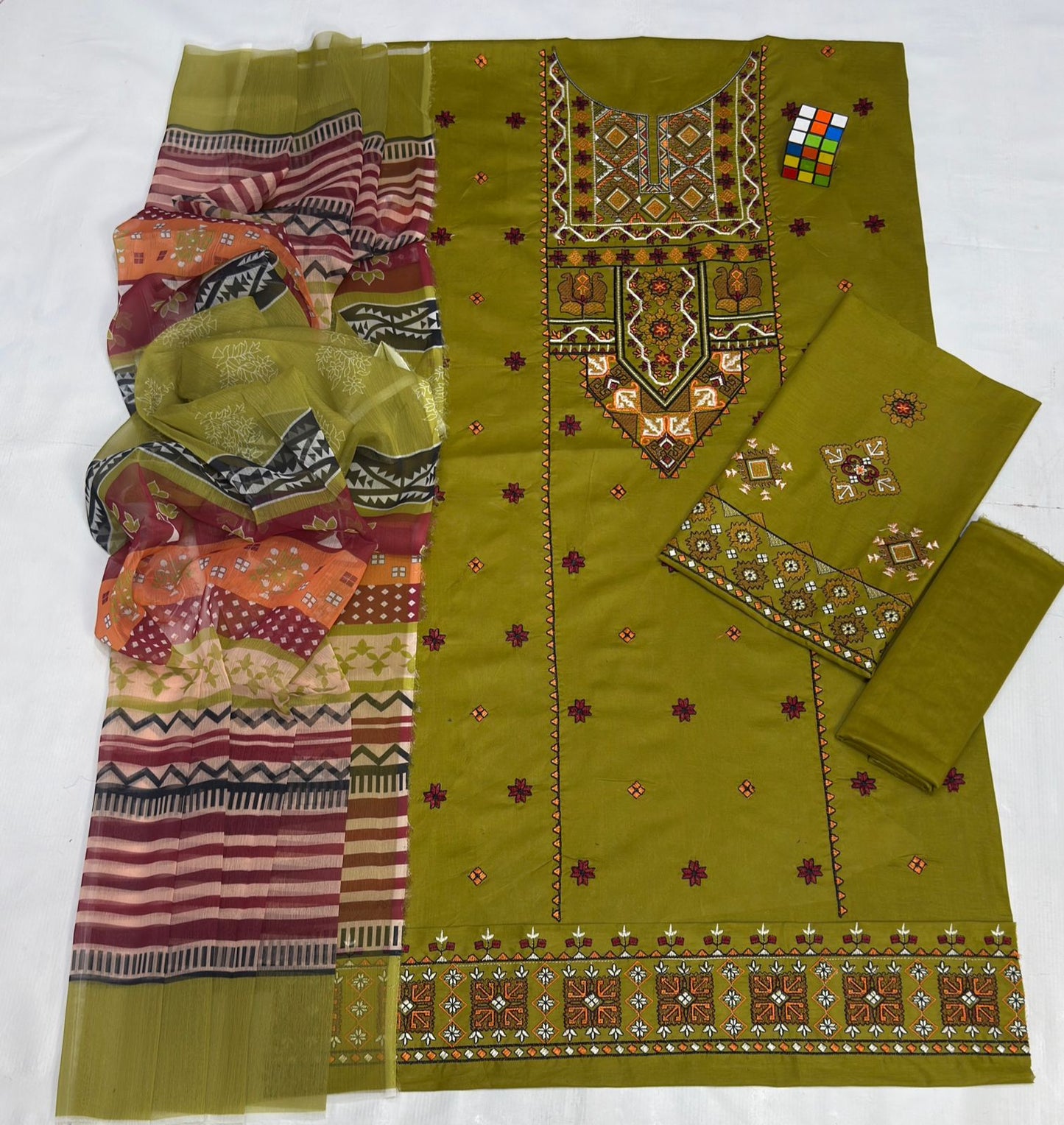 Sapphire 3 Piece Unstitched Lawn