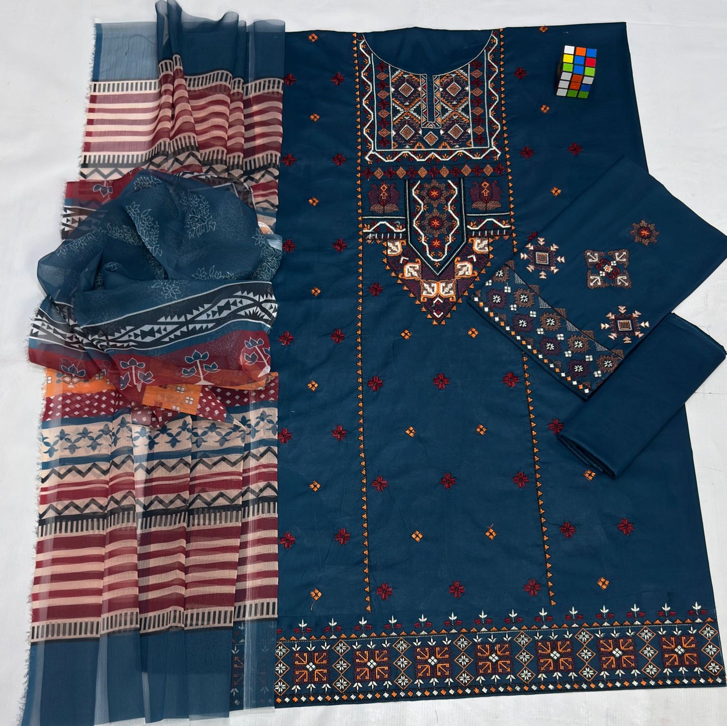 Sapphire 3 Piece Unstitched Lawn